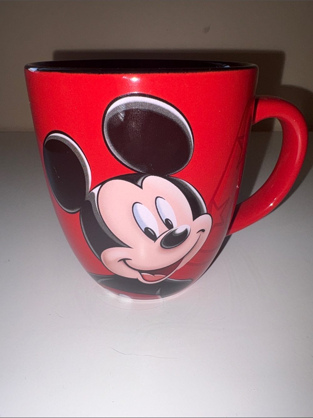 Authentic Disney Parks Vibrant Red Mickey Mouse Ceramic Coffee Mug Cup 20 OZ.